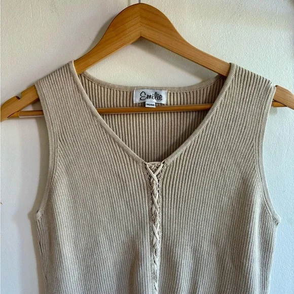 ✨Vintage Emilie Knit Top✨ - size M - Picture 5 of 5